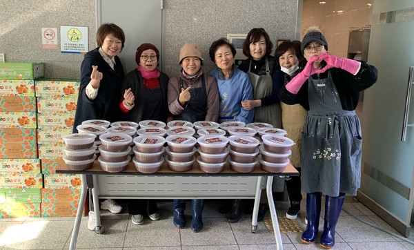 중앙동 통장단, 겨울나기 팥죽나눔 행사